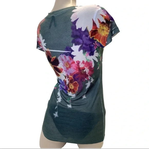 In Love By 2AM Floral Size Med Crewneck Sublimation Fitted Tee. Made in USA New - Picture 3 of 4